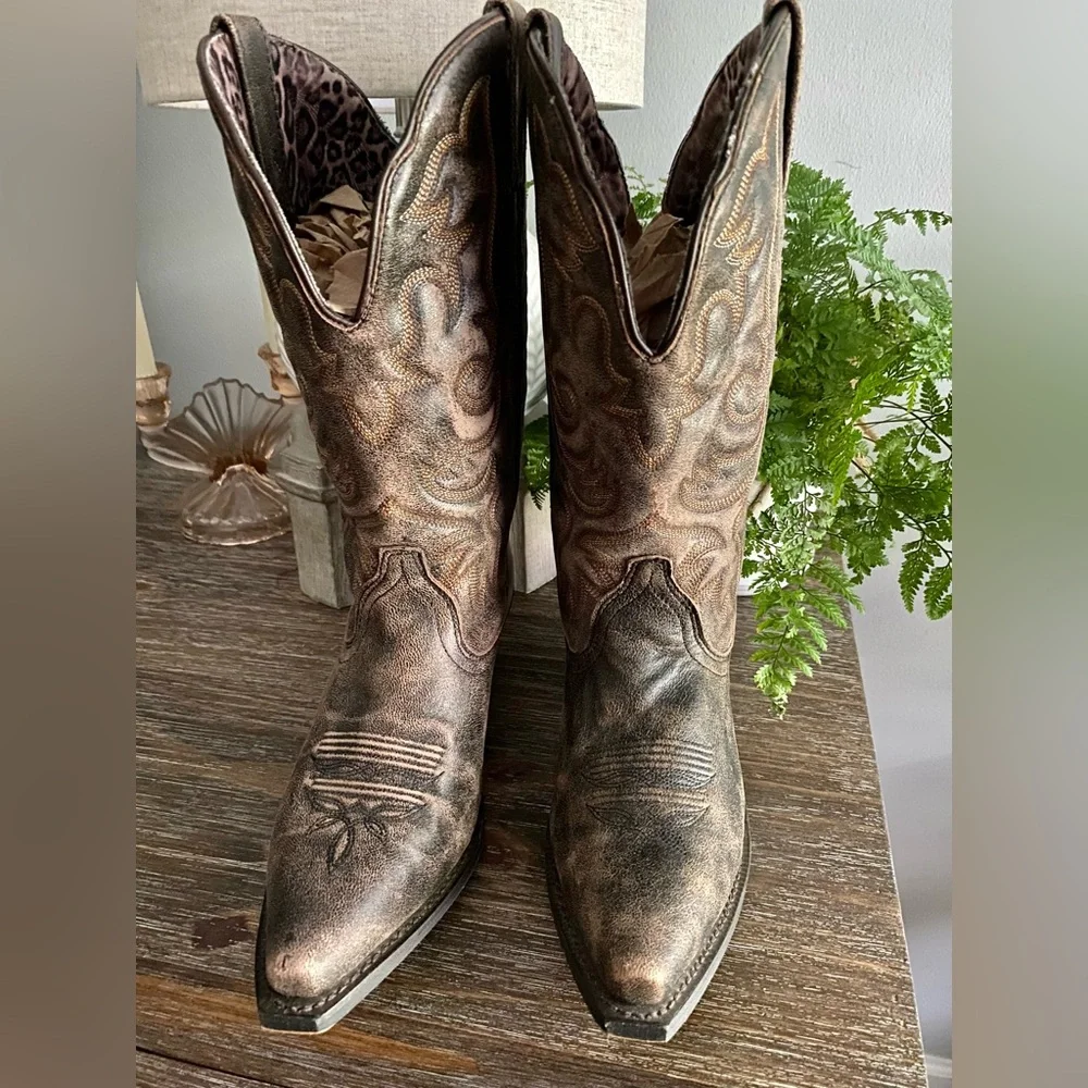 Laredo Womens 10M Access Cowgirl Boots Distressed Leather-Rock the South Boots - Picture 2 of 7